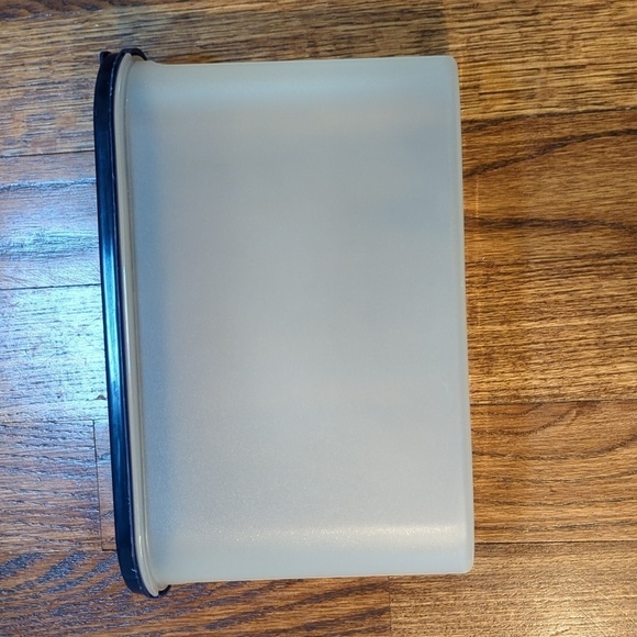 Tupperware Modular Mates Super Oval 2 Storage Container Blue Flip Top - Picture 5 of 10